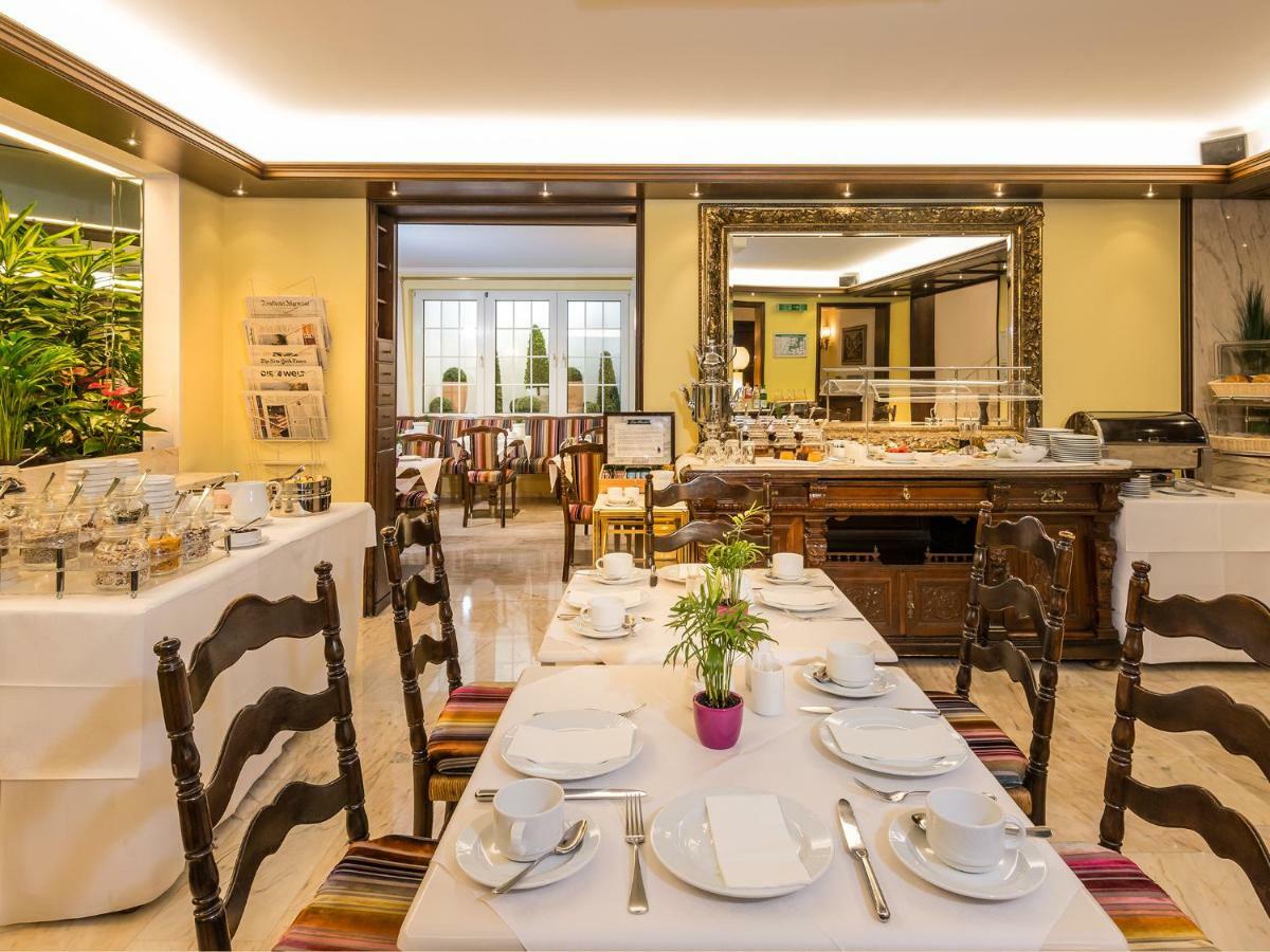 Hotel Palmenhof Франкфурт на Майн Екстериор снимка
