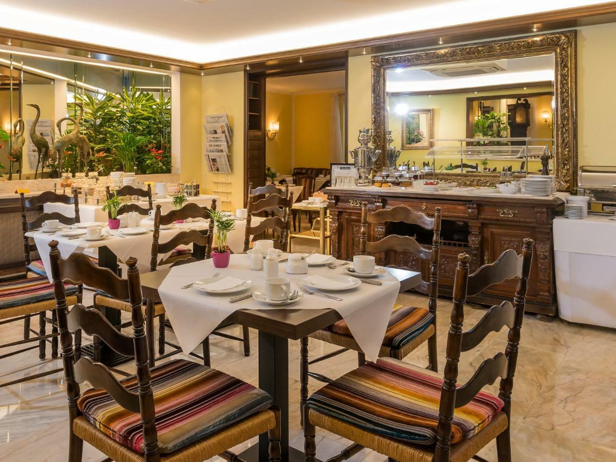 Hotel Palmenhof Франкфурт на Майн Екстериор снимка